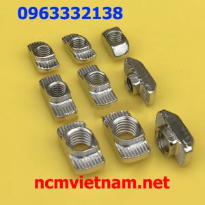 Hammer nut - trượt thuyền